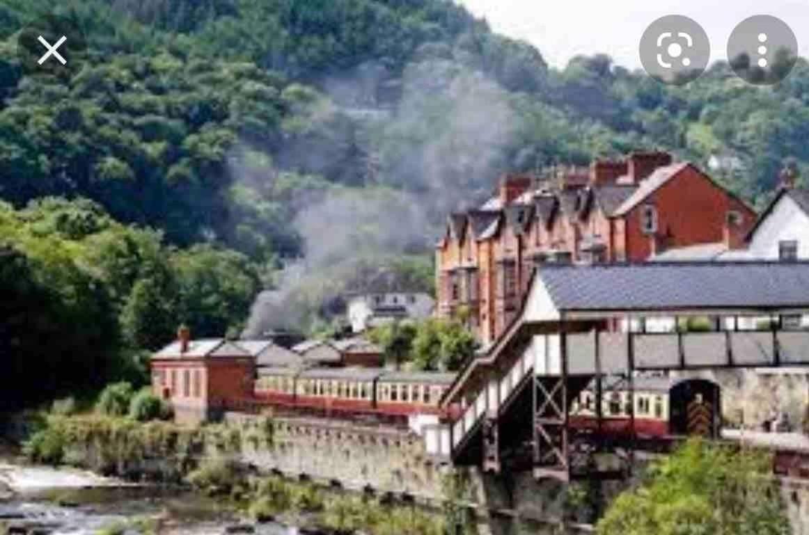 Penddol Cottage 랑골렌 외부 사진